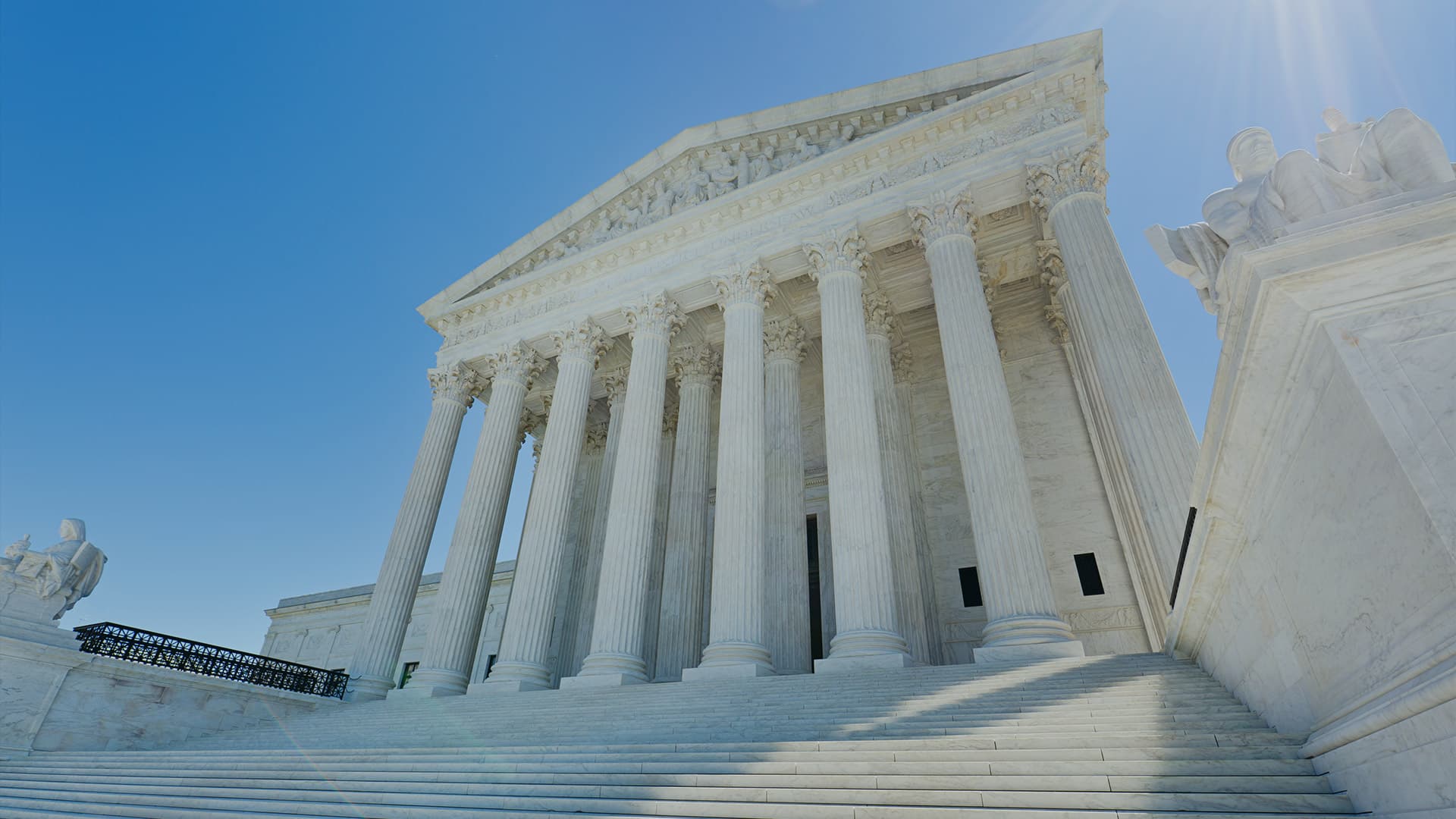 LM Web Report Page Compensation Guide Regulatory & Legal USA